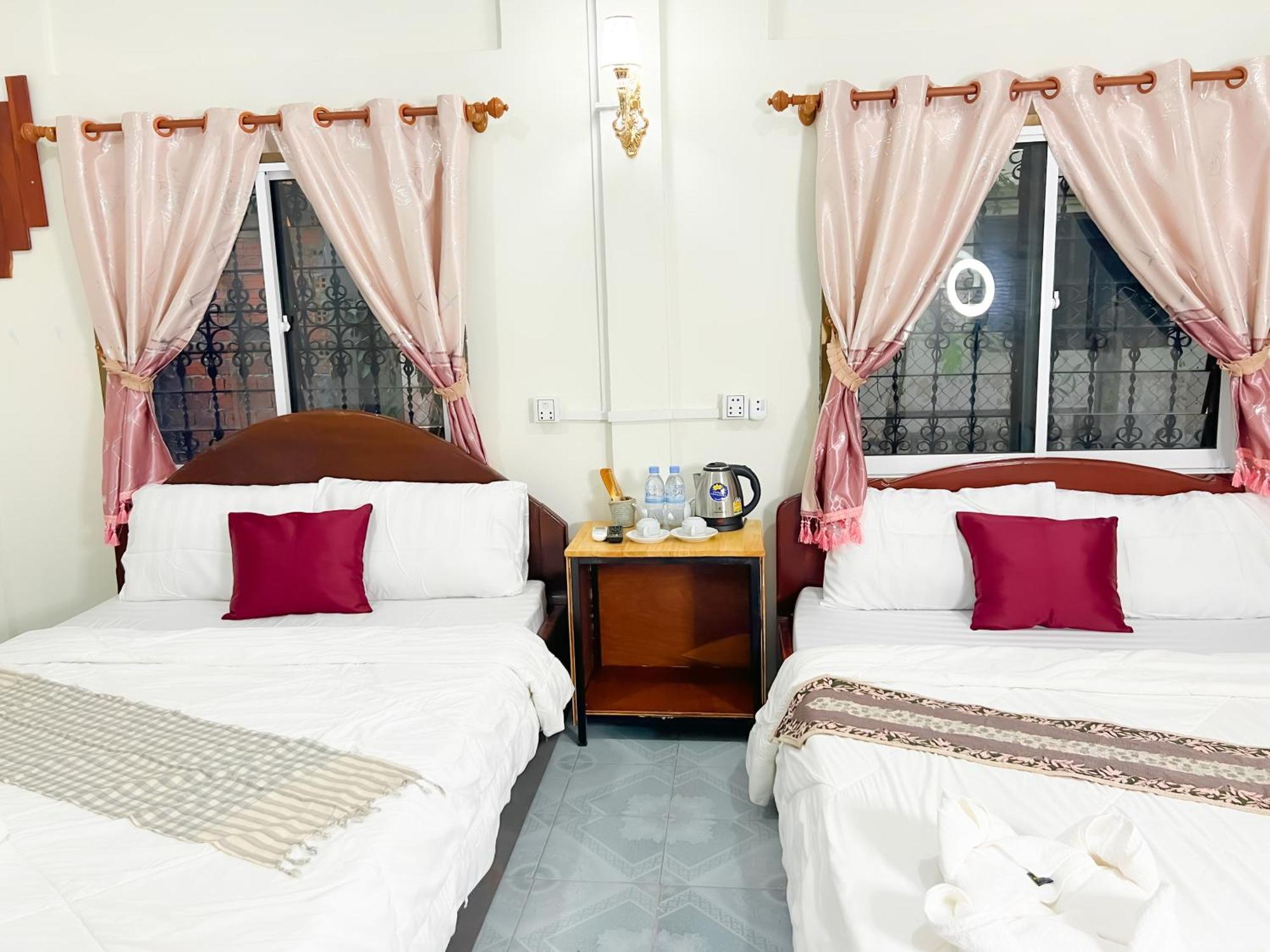 Lotus Blanc Homestay Villa Battambang Exterior foto