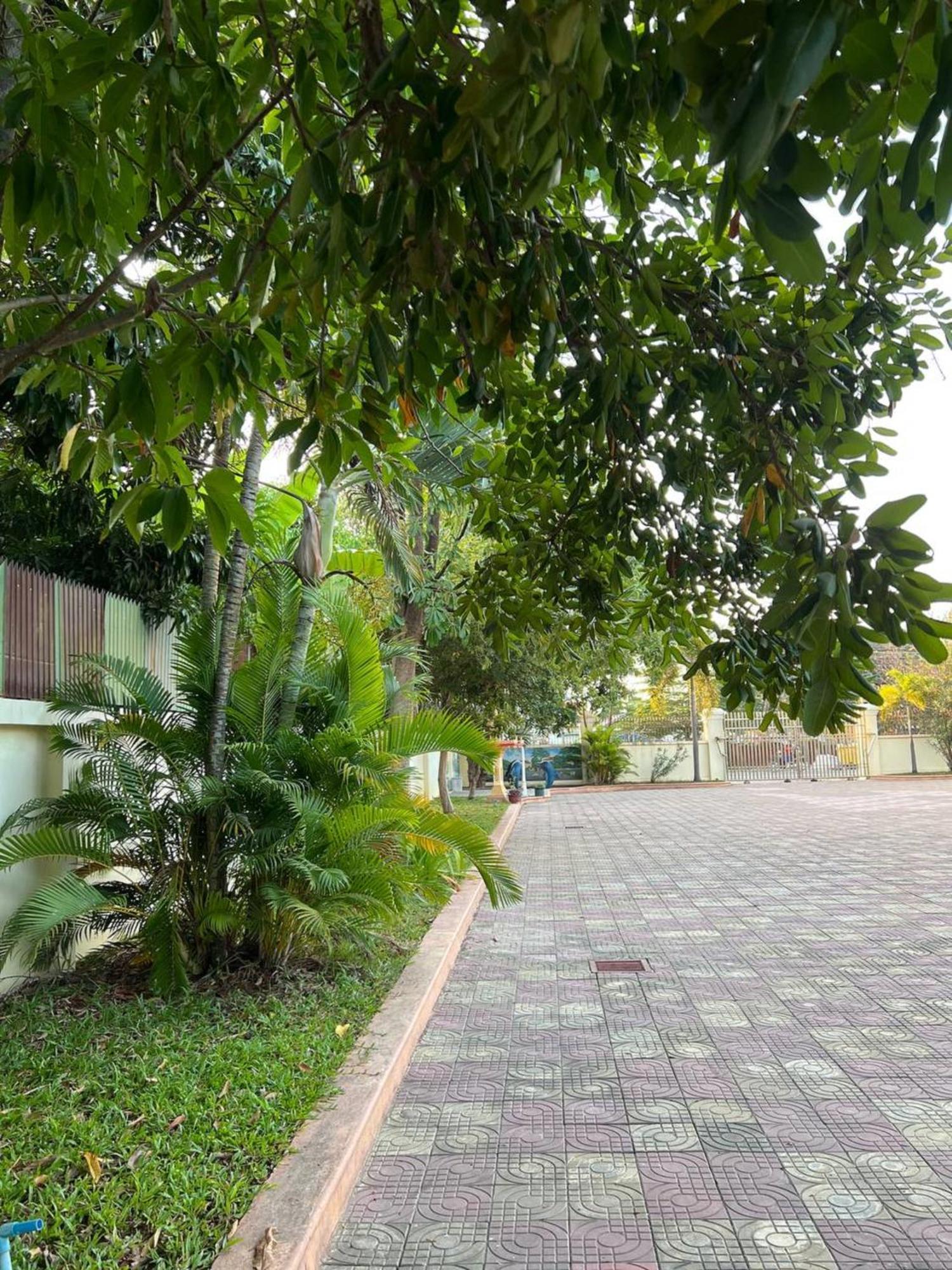 Lotus Blanc Homestay Villa Battambang Exterior foto