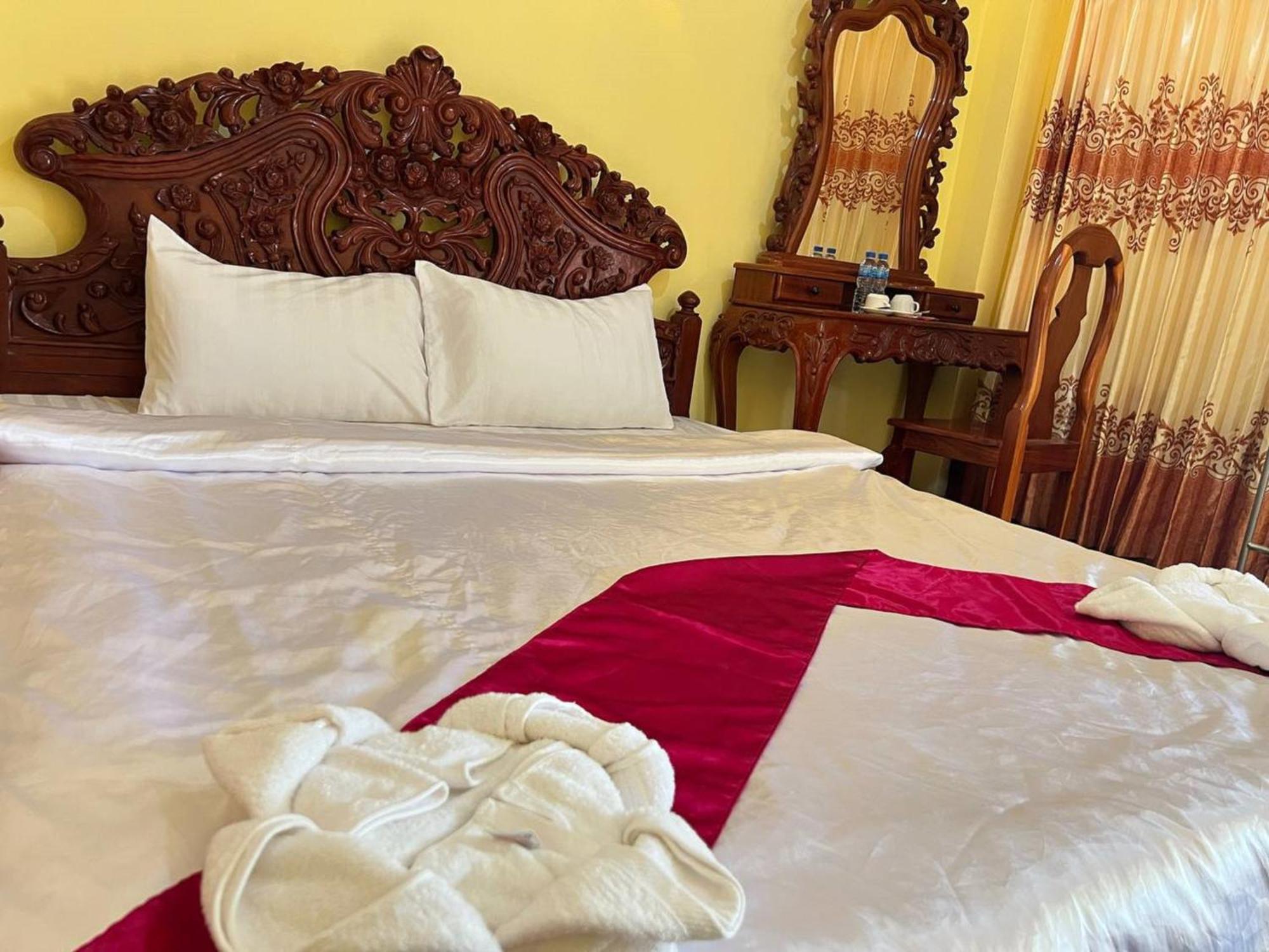 Lotus Blanc Homestay Villa Battambang Exterior foto